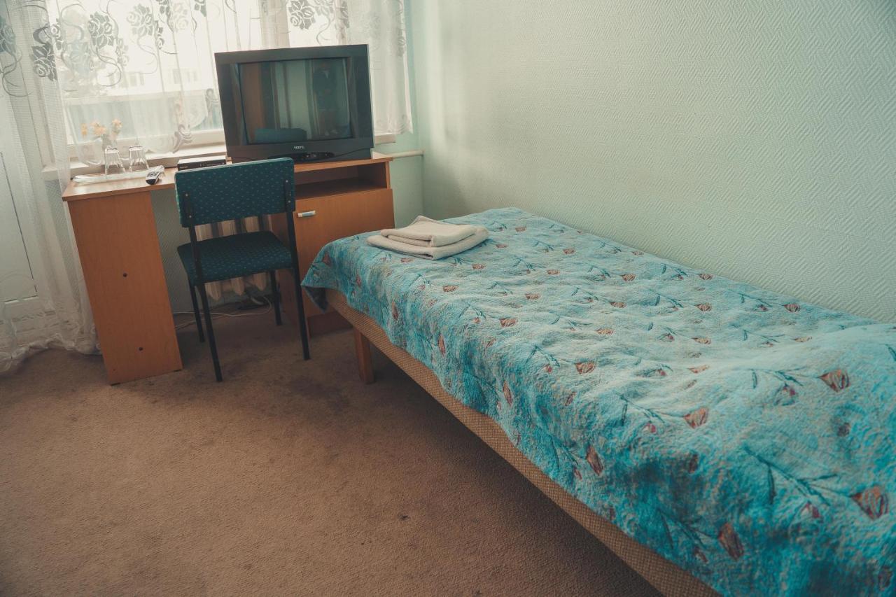 Hotell Paeaesuke Johvi Bagian luar foto